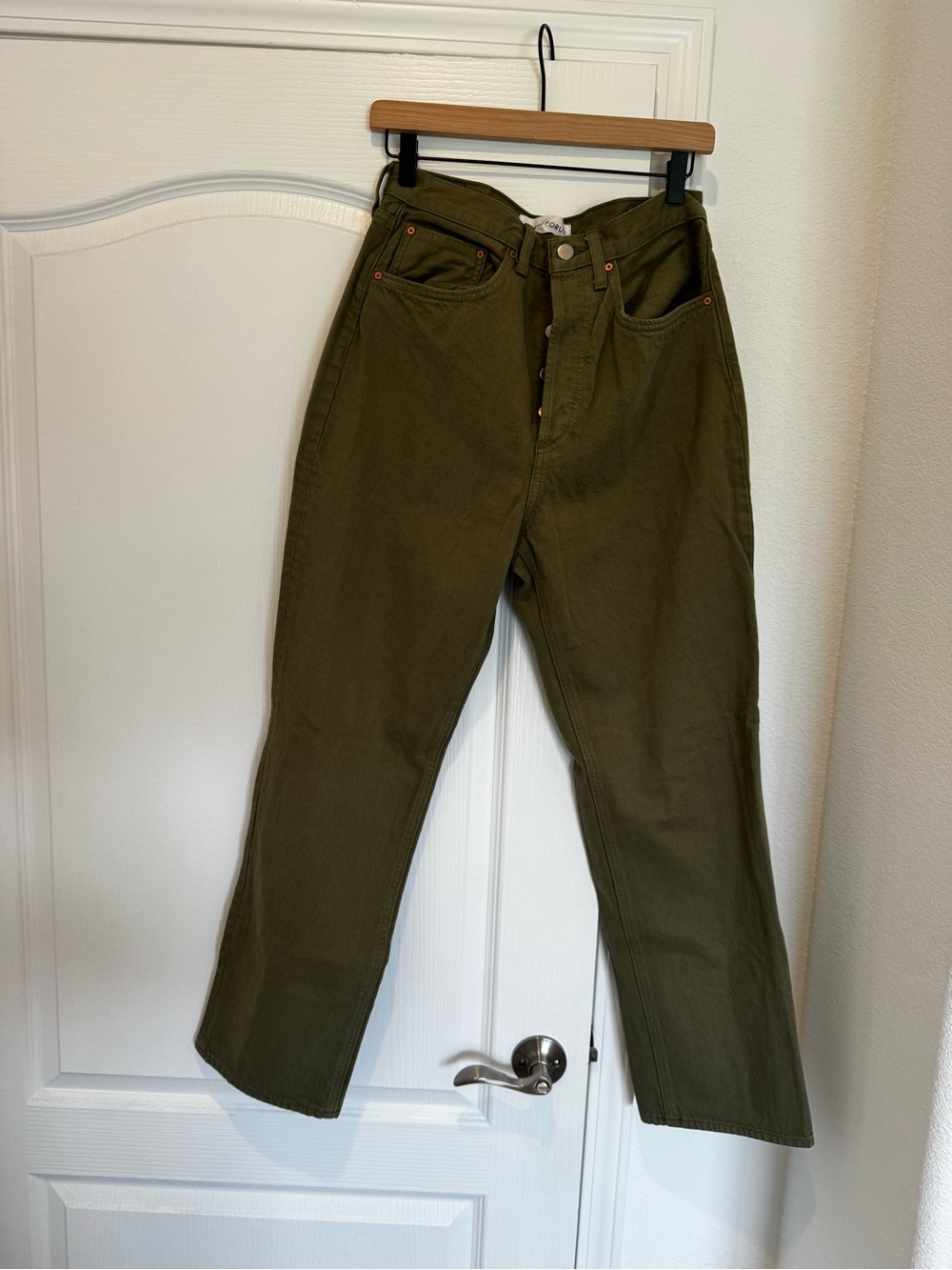 Aritzia High-Rise Straight Leg Jeans in Olive Green